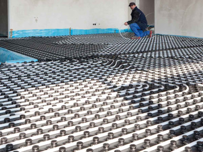 Instalación de suelo radiante en una vivienda